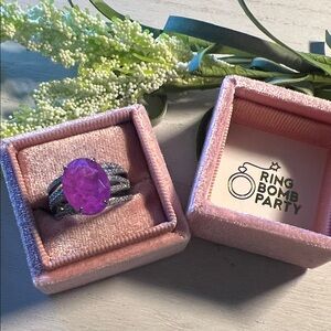 Bomb Party “dreamweaver delight” size 9